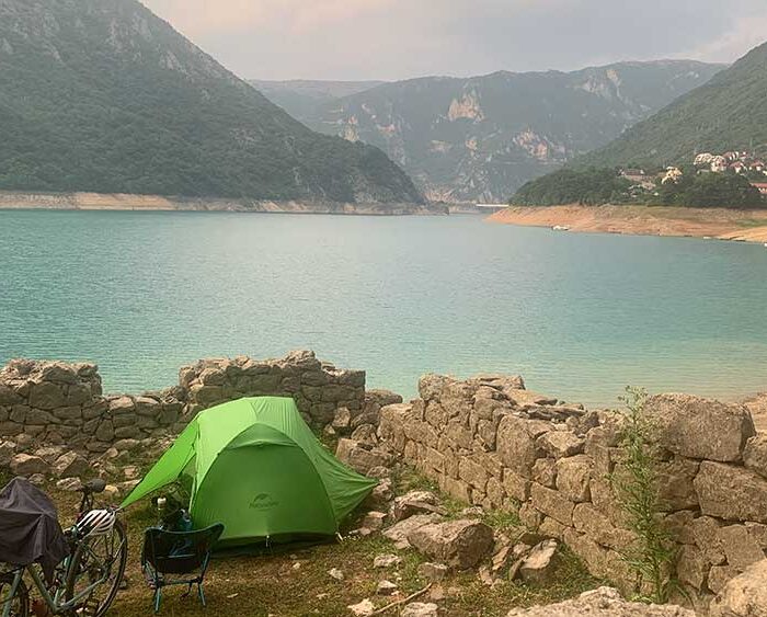 viajar en bicicleta por montenegro