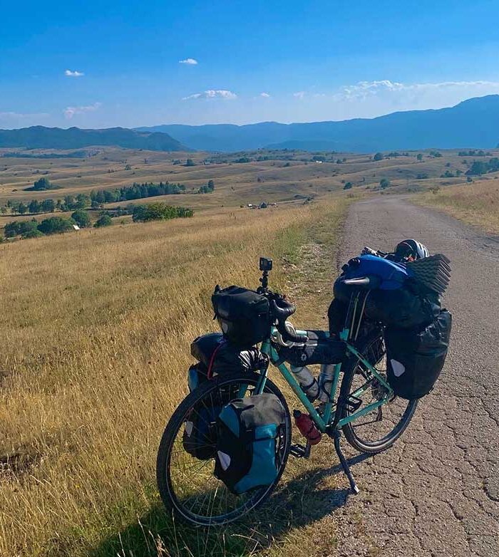 viajar en bicicleta por montenegro
